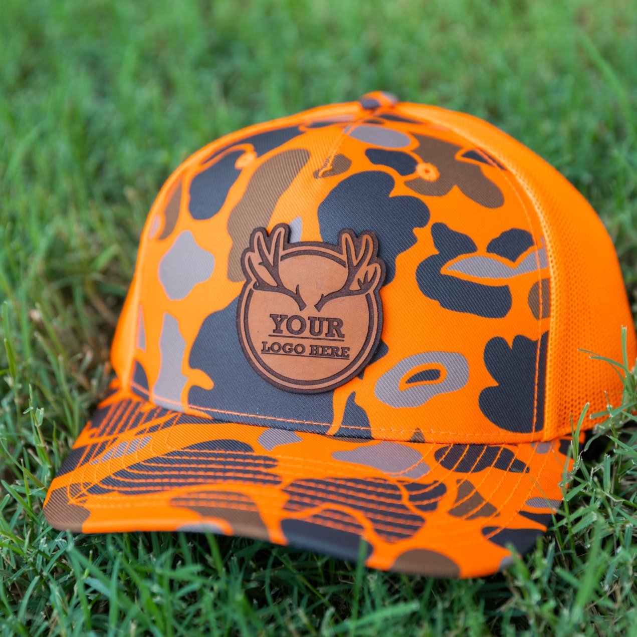 Casquettes en cuir personnalisées Richardson CAMO gravées au laser